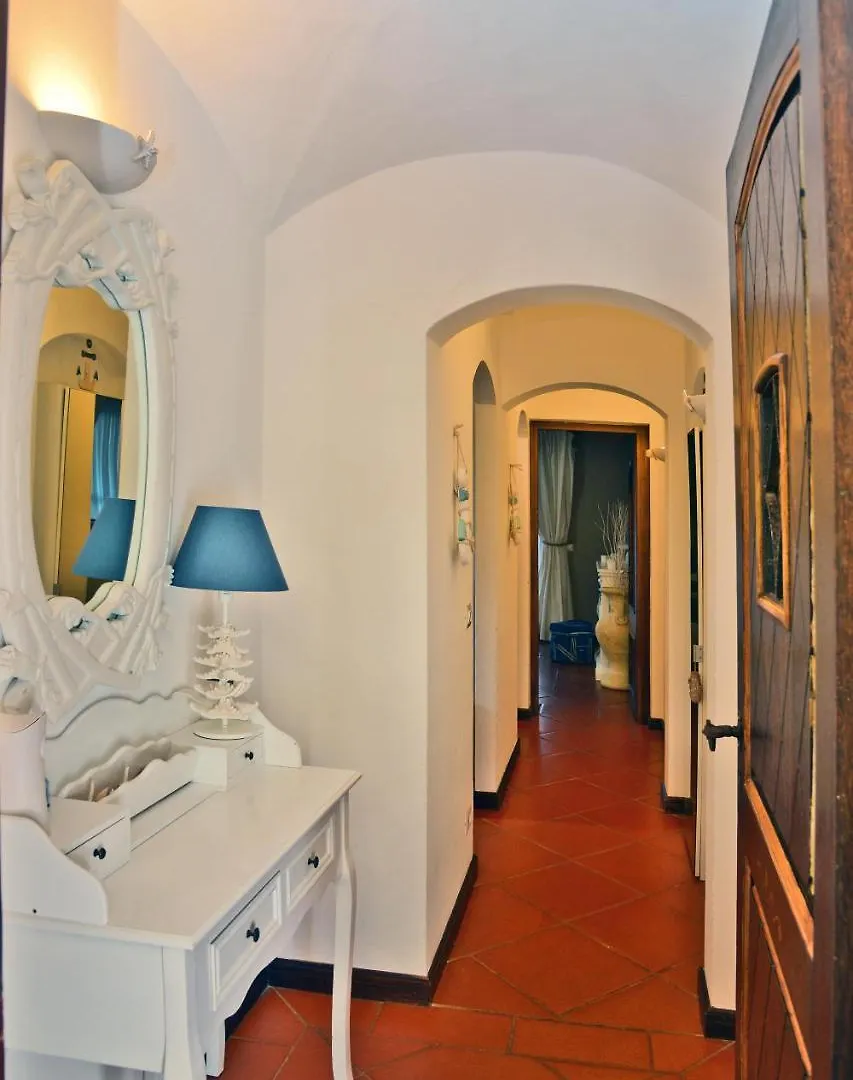 Emeraldway - Appartamento Stylish & De Luxe Cala Del Faro - بورتو كيرفو شقة