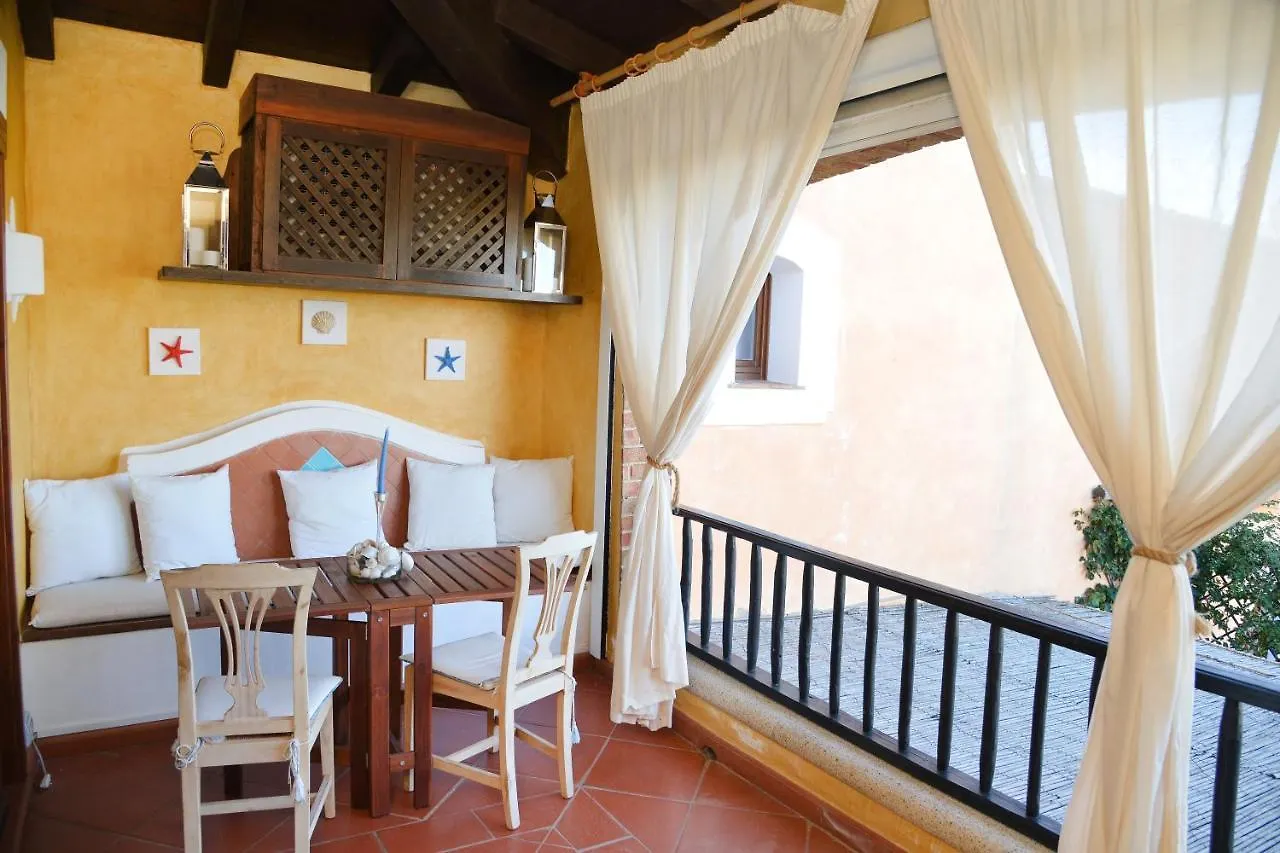 Emeraldway - Appartamento Stylish & De Luxe Cala Del Faro - بورتو كيرفو 0*,  إيطاليا